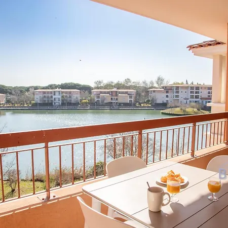 Apartment Magnificent One-bedroom With Views Near The Sea And Golf